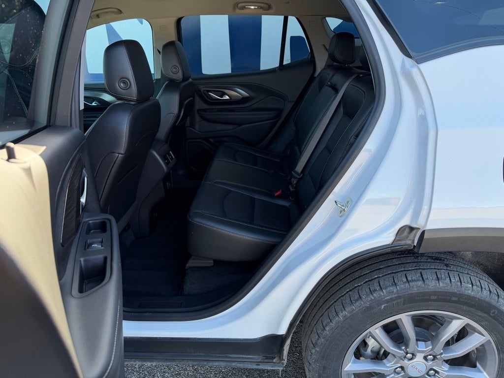 2024 GMC Terrain AWD SLT