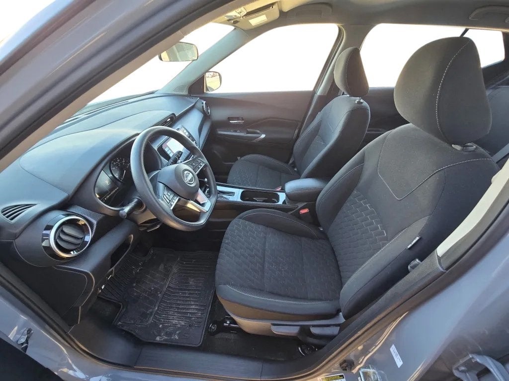 2023 Nissan Kicks SV Xtronic CVT
