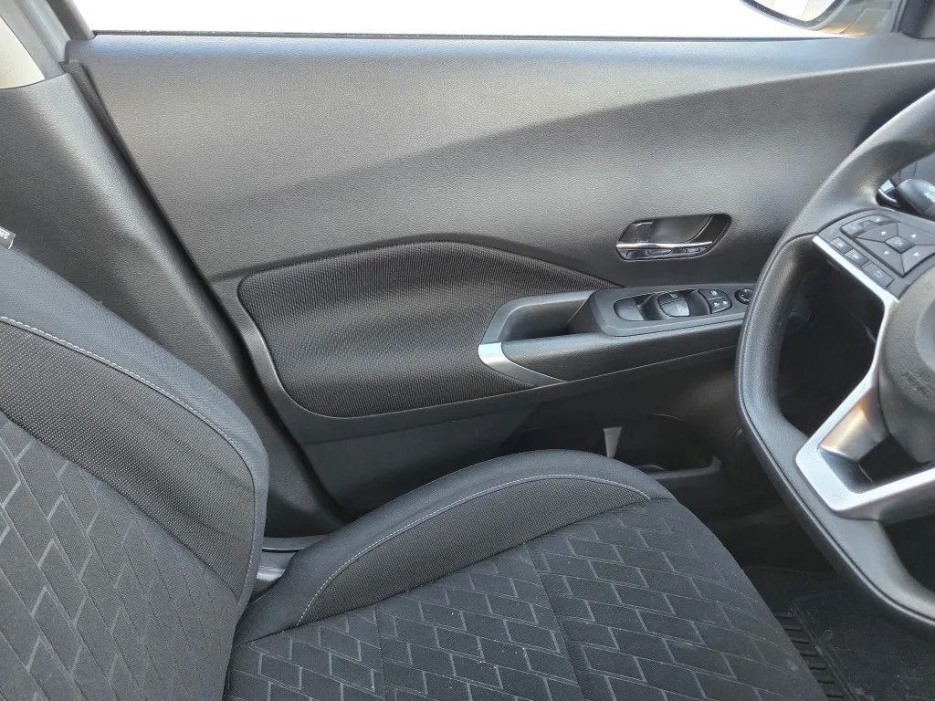 2023 Nissan Kicks SV Xtronic CVT