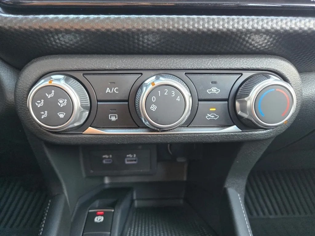 2023 Nissan Kicks SV Xtronic CVT