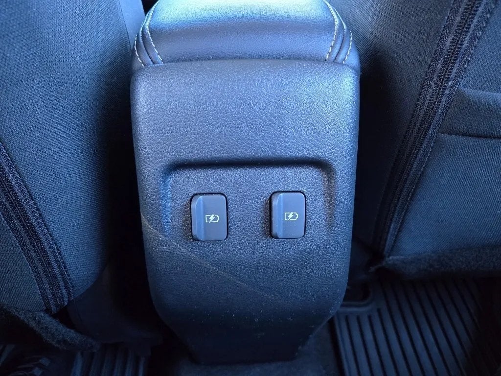 2023 Nissan Kicks SV Xtronic CVT