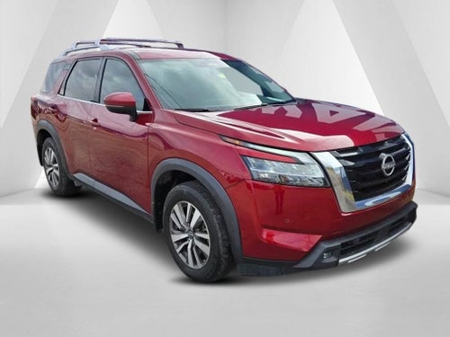 2022 Nissan Pathfinder SL 2WD
