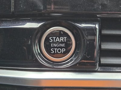 2022 Nissan Pathfinder SL 2WD