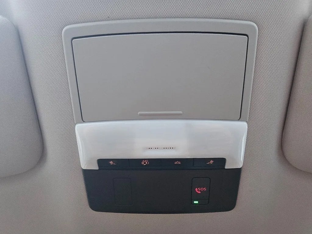 2022 Nissan Pathfinder SL 2WD