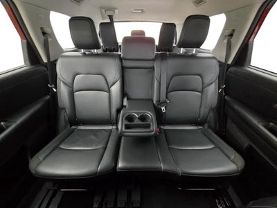 2022 Nissan Pathfinder SL 2WD