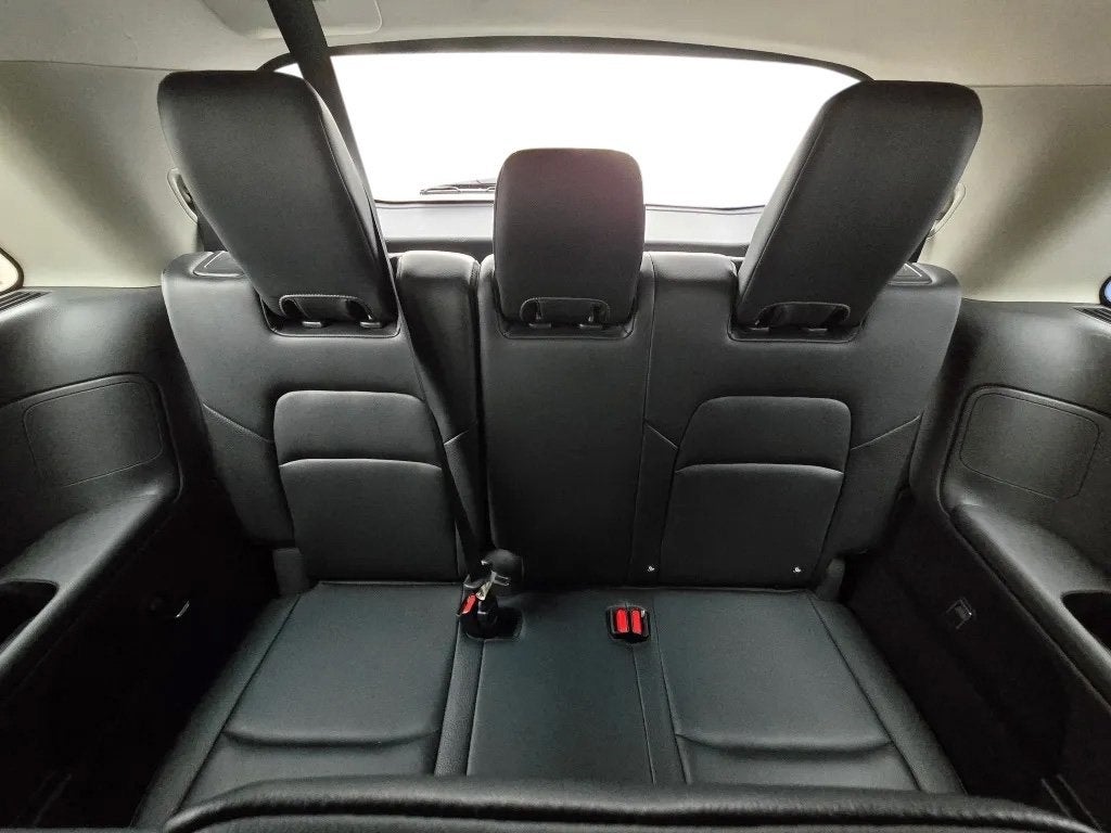 2022 Nissan Pathfinder SL 2WD