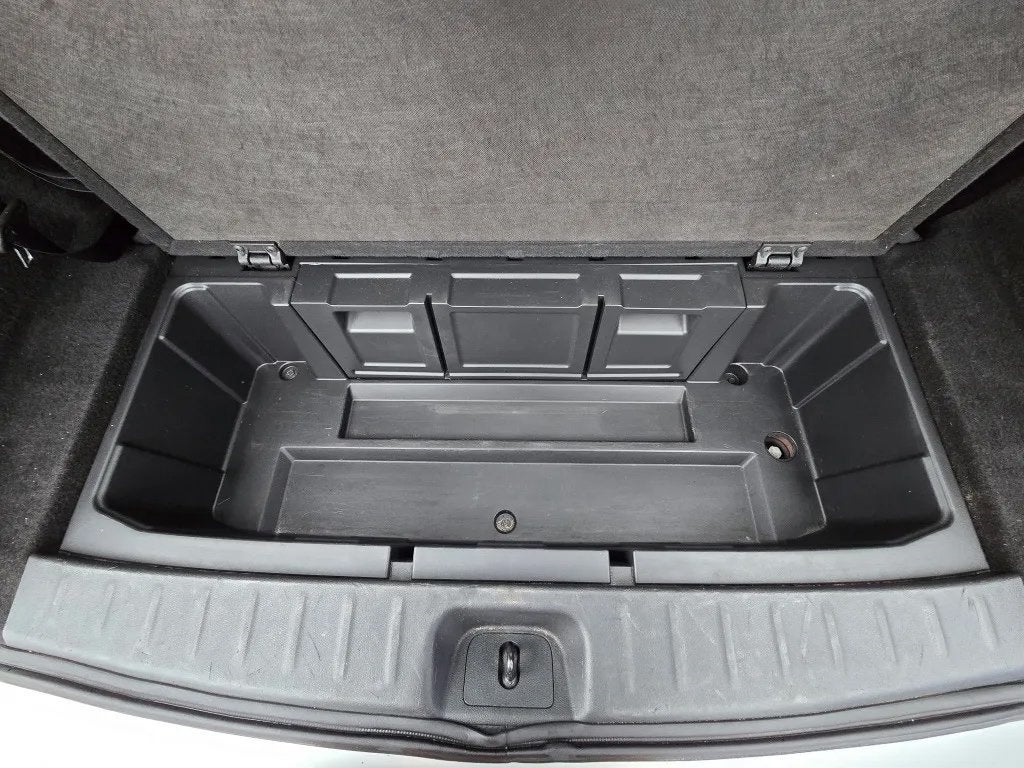 2022 Nissan Pathfinder SL 2WD