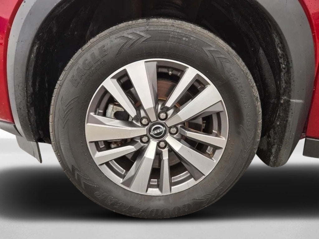 2022 Nissan Pathfinder SL 2WD