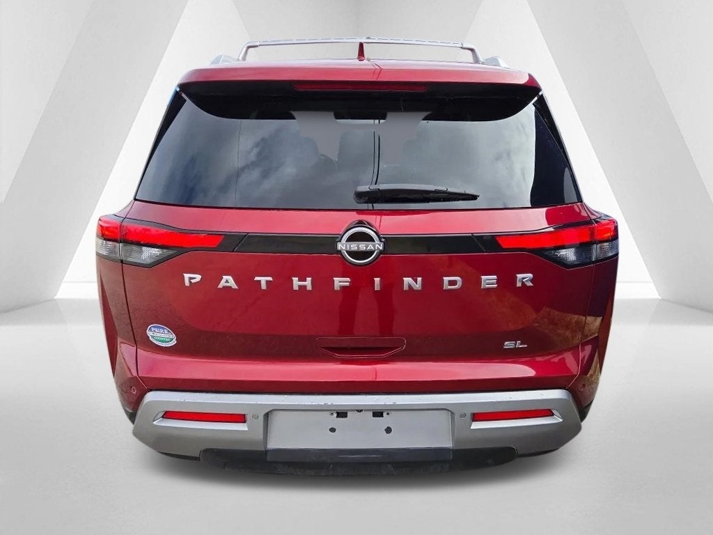 2022 Nissan Pathfinder SL 2WD
