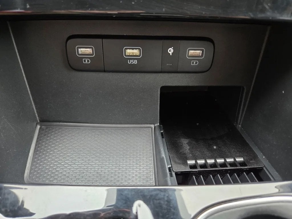 2023 Kia Carnival MPV SX Prestige